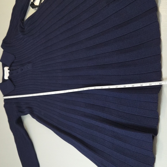 POMANDER PLACE Navy Knit Landry Dress - Picture 9 of 11